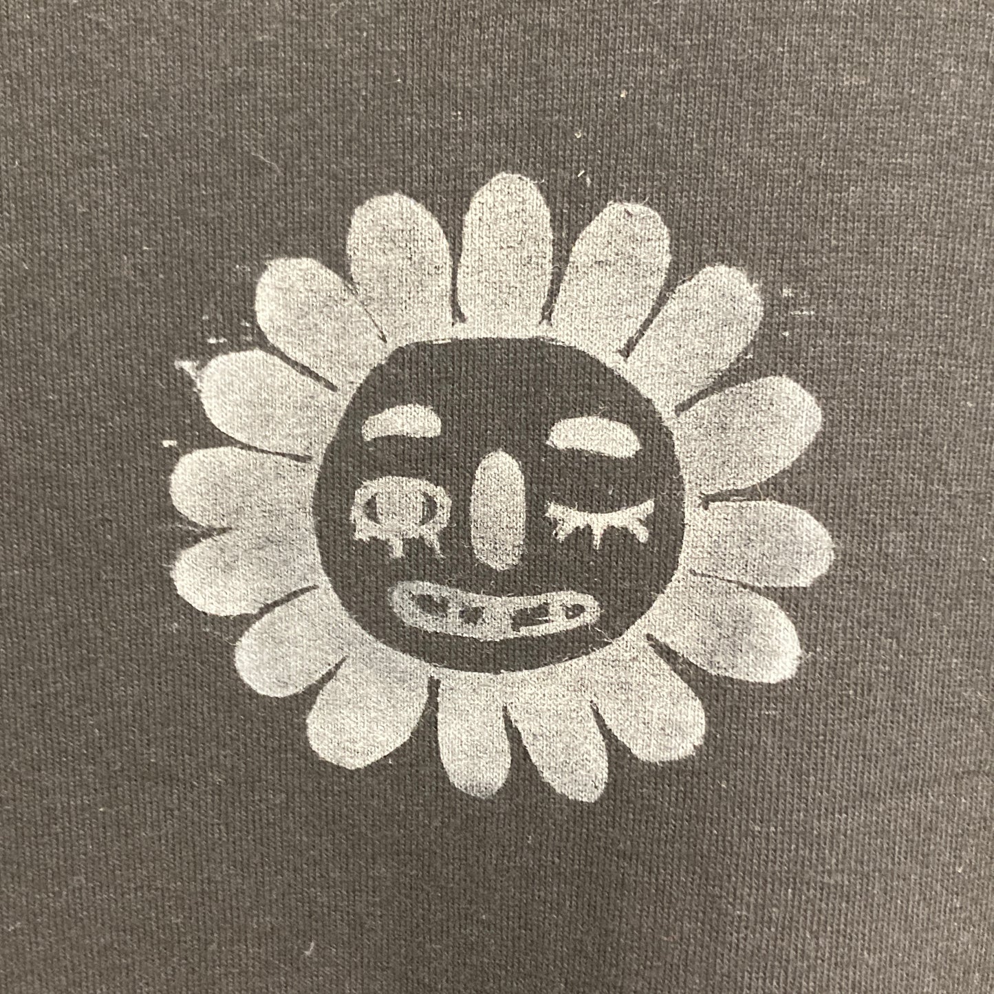 zaleybob flower logo tee