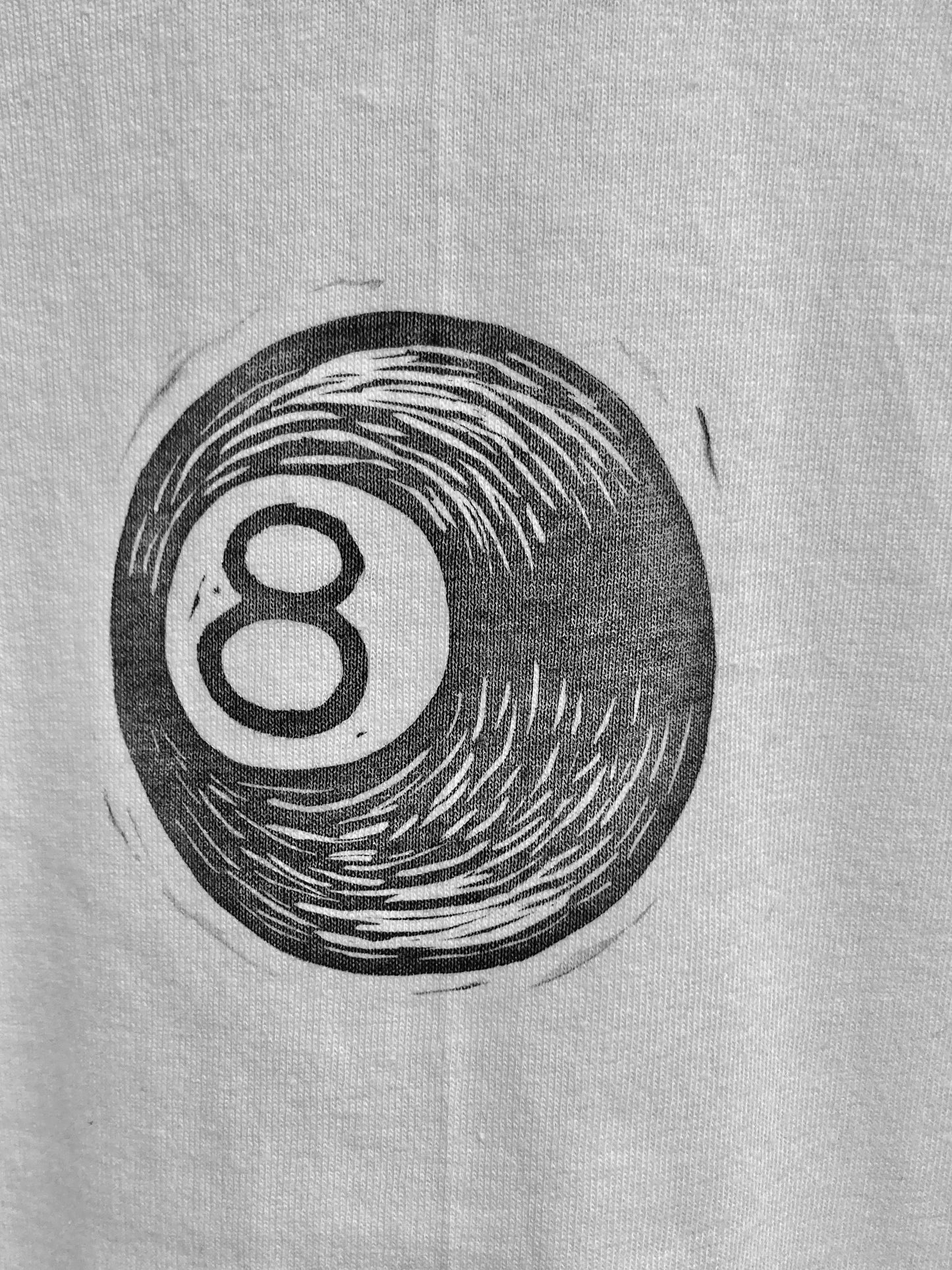 8 ball tee
